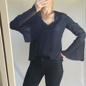 MASSIMO DUTTI 100% silk navy blouse size 4